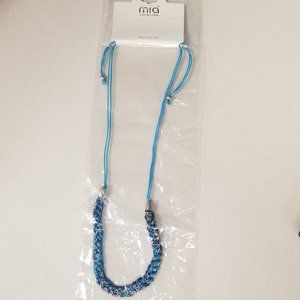Mia necklace